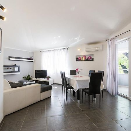 PUY Apartment Carmen מראה חיצוני תמונה