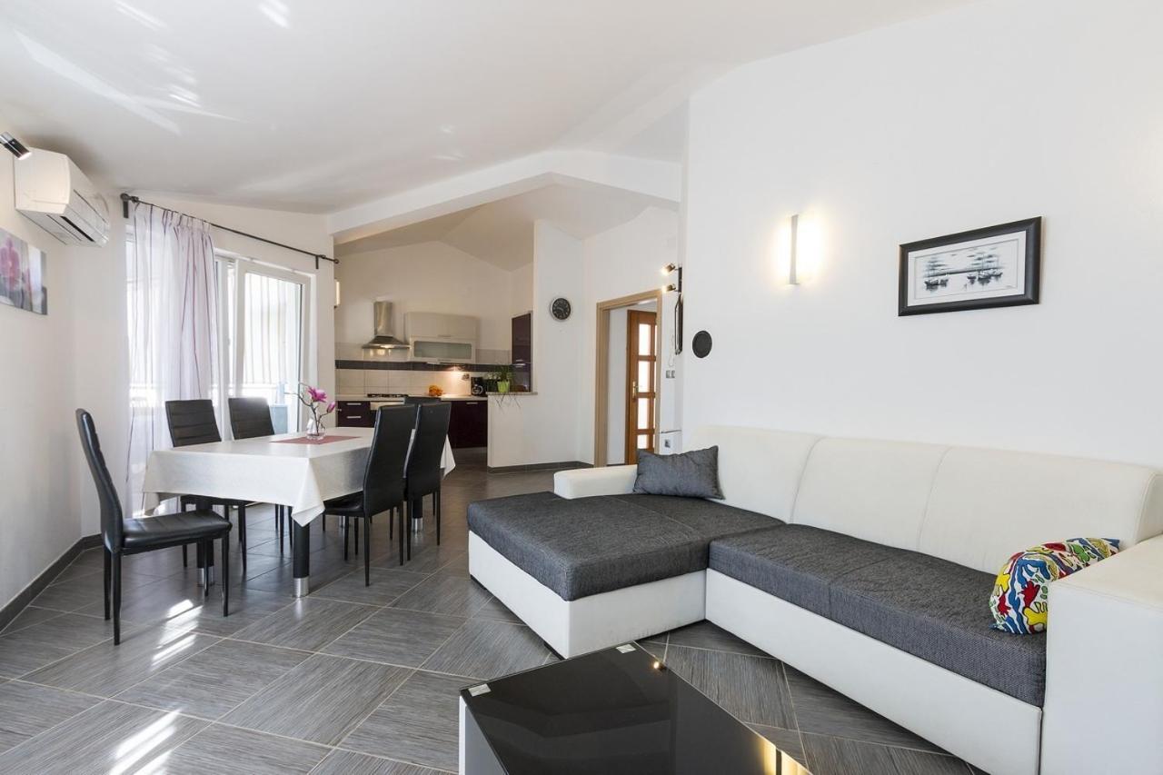 PUY Apartment Carmen מראה חיצוני תמונה