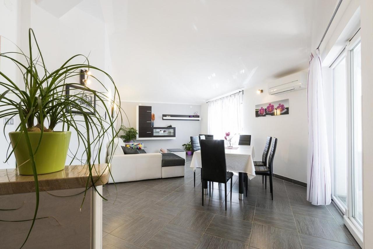 PUY Apartment Carmen מראה חיצוני תמונה